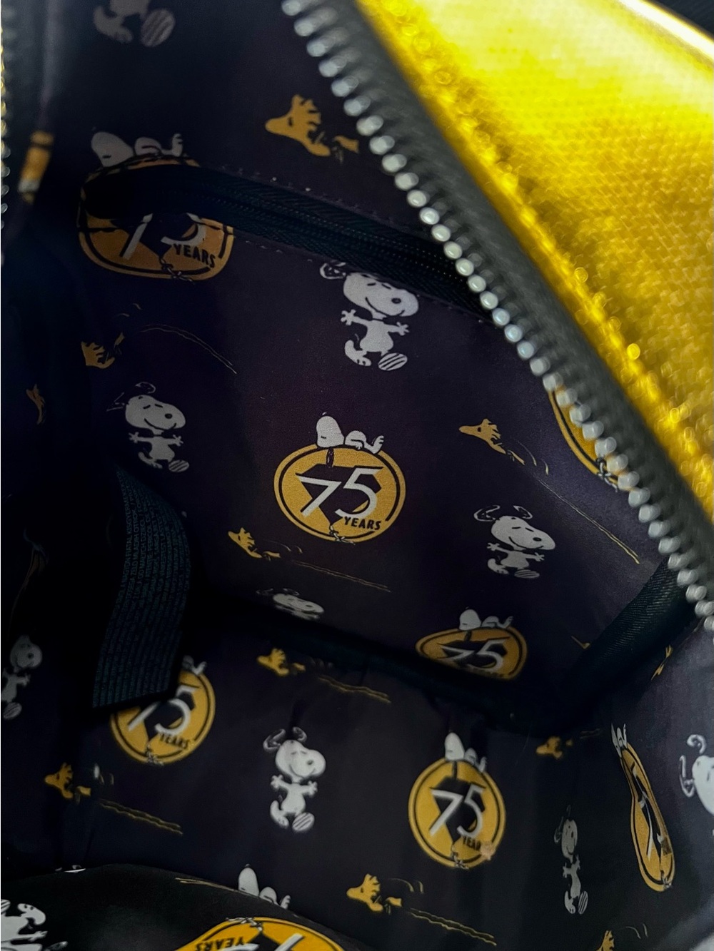 Loungefly Snoopy Bag - Picture 4 of 5